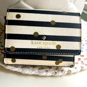 Kate spade key chain wallet